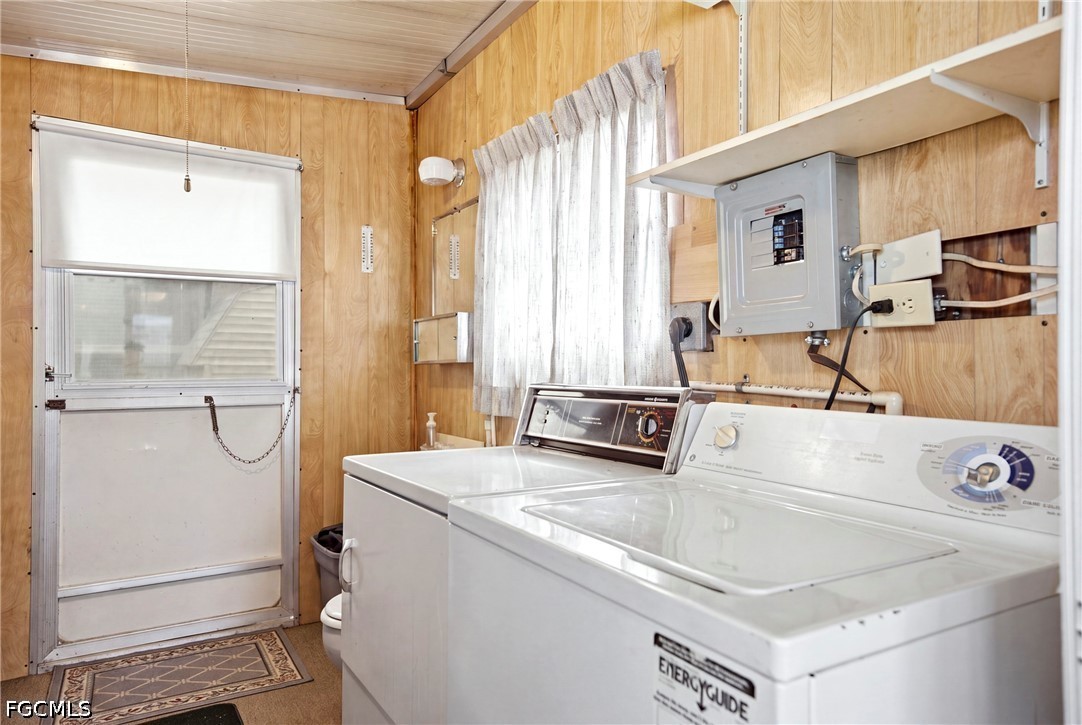 1 Bed ManufacturedHome for Sale in Limetree Park, FL — photo 16