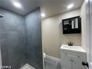 2 Bed SingleFamilyResidence for Sale in Fort Myers, FL — photo 16