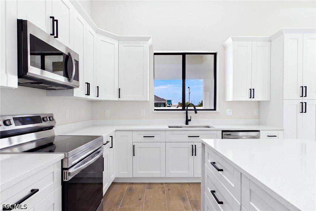 3 Bed SingleFamilyResidence for Sale in Cape Coral, FL — photo 16