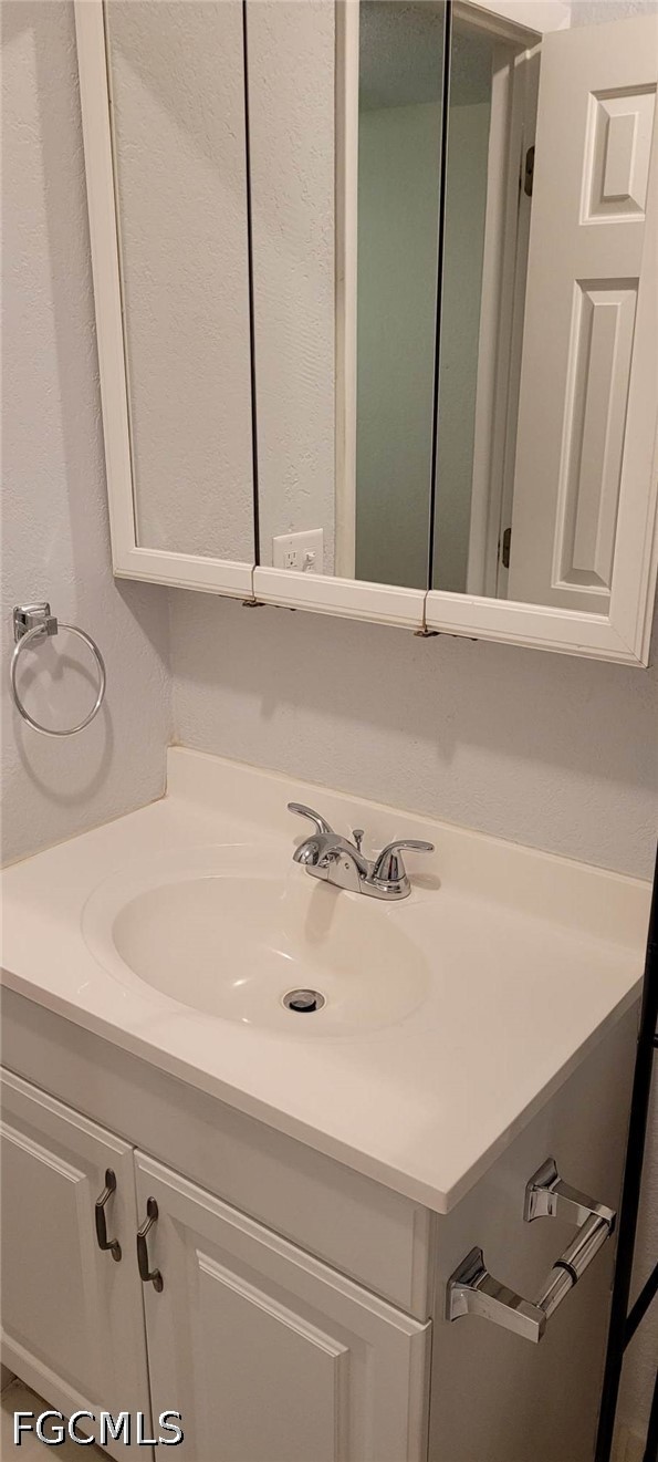 2 Bed SingleFamilyResidence for Sale in Naples, FL, $1,550 — photo 16