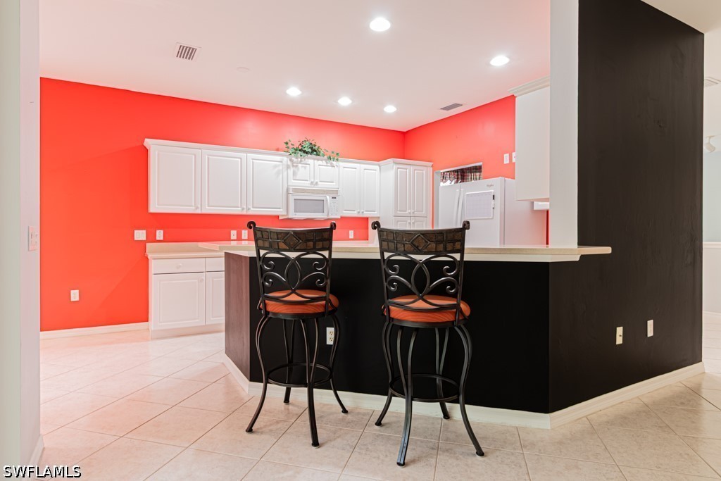 2 Bed Condominium for Sale in Naples, FL, $3,250 — photo 16