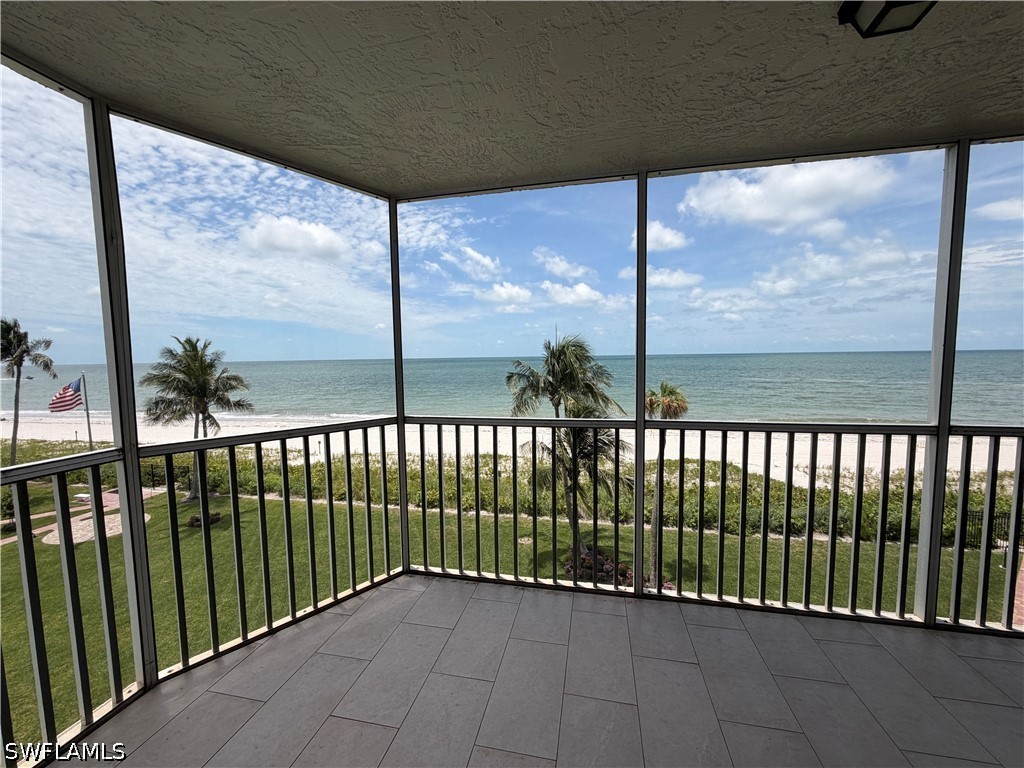 2 Bed Waterfront Home for Sale in Naples, FL, $13,500 — photo 16