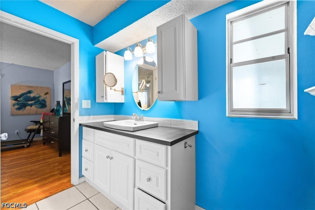 2 Bed SingleFamilyResidence for Sale in Lehigh Acres, photo 16