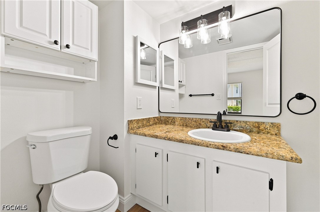 2 Bed Waterfront Home for Sale in Fort Myers, FL, $1,500 — photo 16