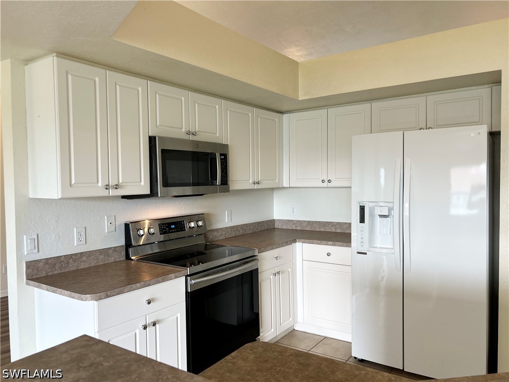 3 Bed SingleFamilyResidence for Sale in Buckingham, FL — photo 16
