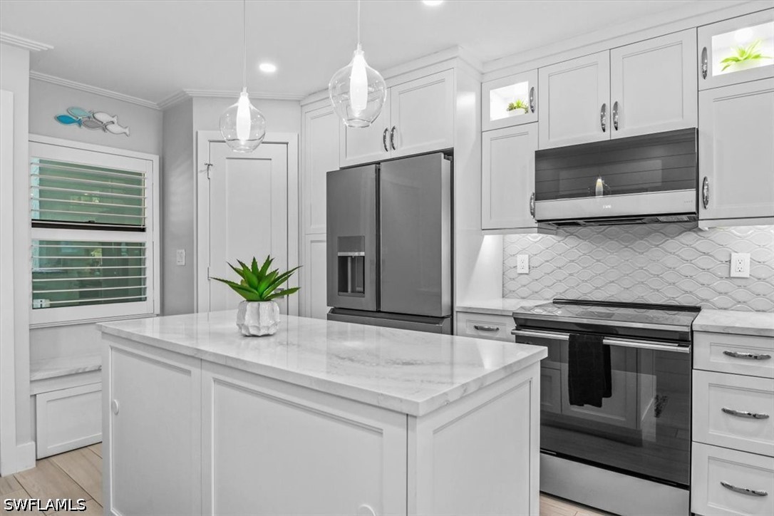 2 Bed Waterfront Home for Sale in Marco Island, FL, $749,000 — photo 16
