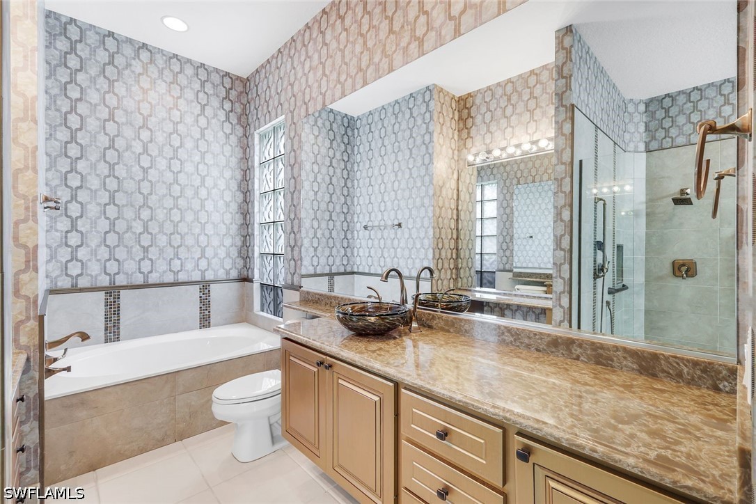 3 Bed Pool Home for Sale in Island Walk, FL, $689,000 — photo 16