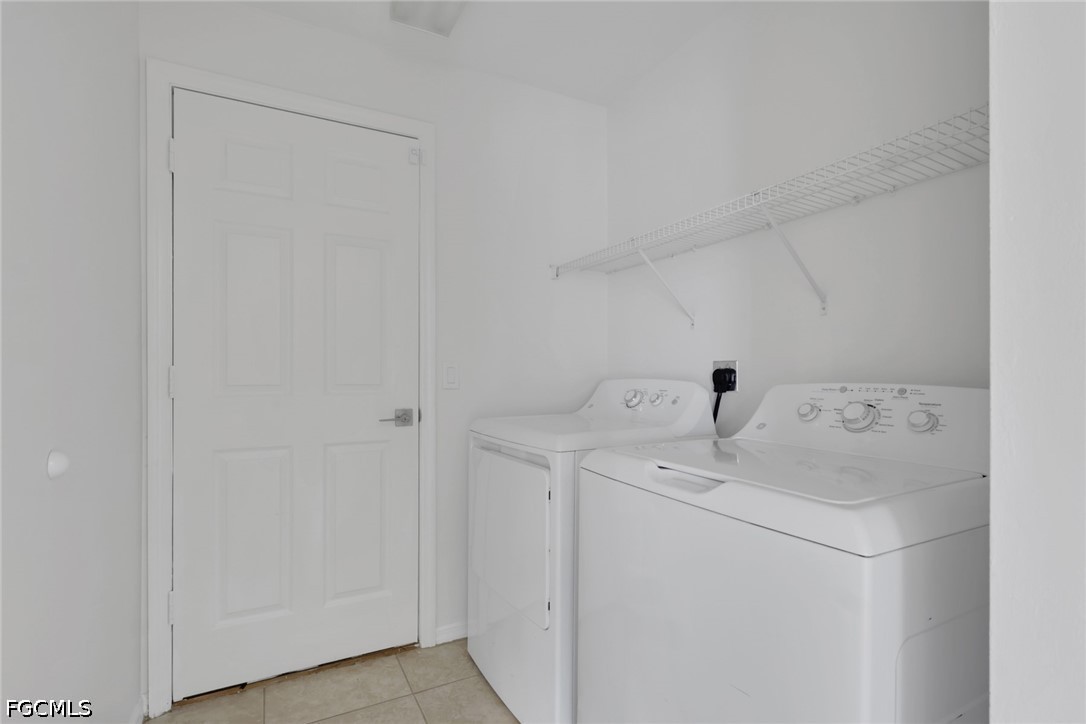 3 Bed SingleFamilyResidence for Sale in Cape Coral, FL — photo 16