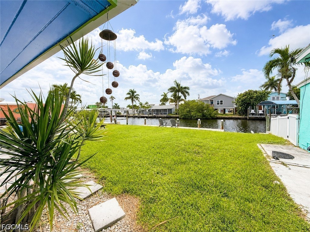 2 Bed Waterfront Home for Sale in Matlacha, FL, $475,000 — photo 16