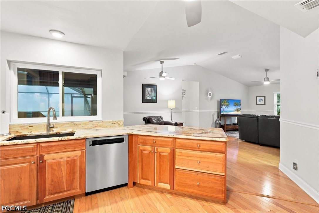 4 Bed Pool Home for Sale in Cape Coral, photo 16