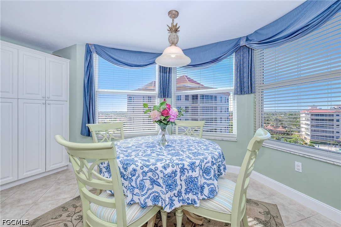 3 Bed Waterfront Home for Sale in Fort Myers, photo 16