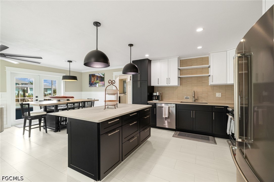 2 Bed Pool Home for Sale in Island Harbors, photo 16