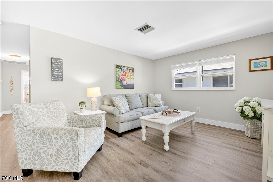 6 Bed Pool Home for Sale in Seagrape, photo 16
