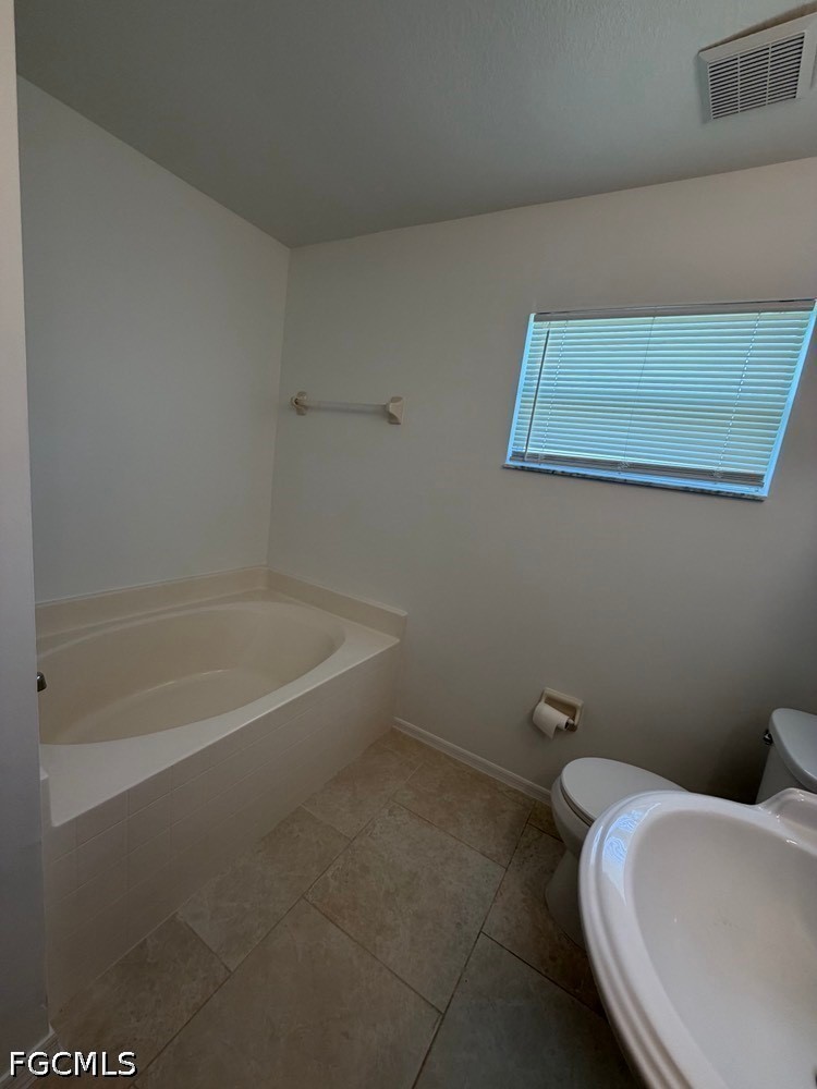 4 Bed Waterfront Home for Sale in Lehigh Acres, FL, $269,900 — photo 16