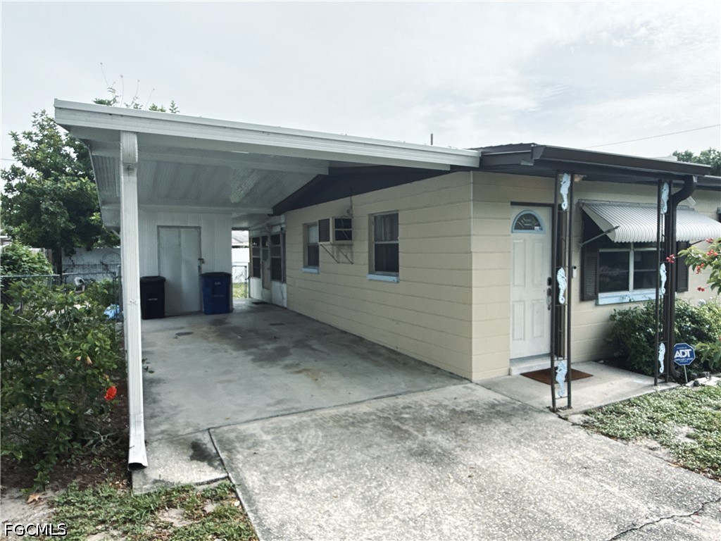 3 Bed SingleFamilyResidence for Sale in North Fort Myers, FL — photo 16