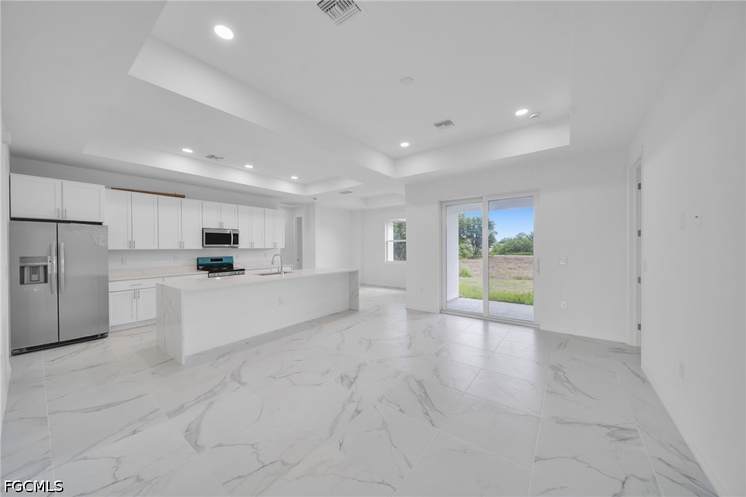 4 Bed SingleFamilyResidence for Sale in Lehigh Acres, photo 16
