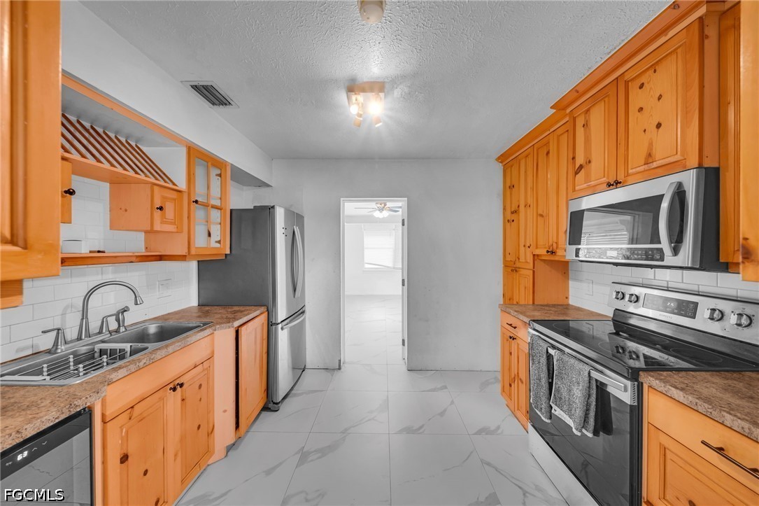 2 Bed Pool Home for Sale in Willow Brook Farms, photo 16