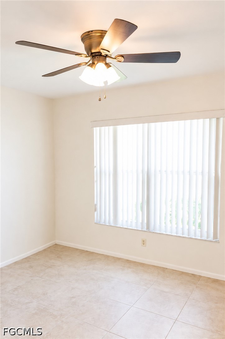 2 Bed Condominium for Sale in Cape Coral, photo 16