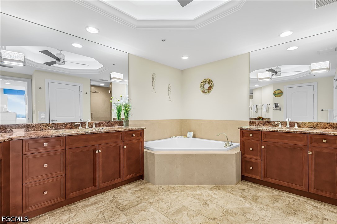 3 Bed Waterfront Home for Sale in Fort Myers, photo 16