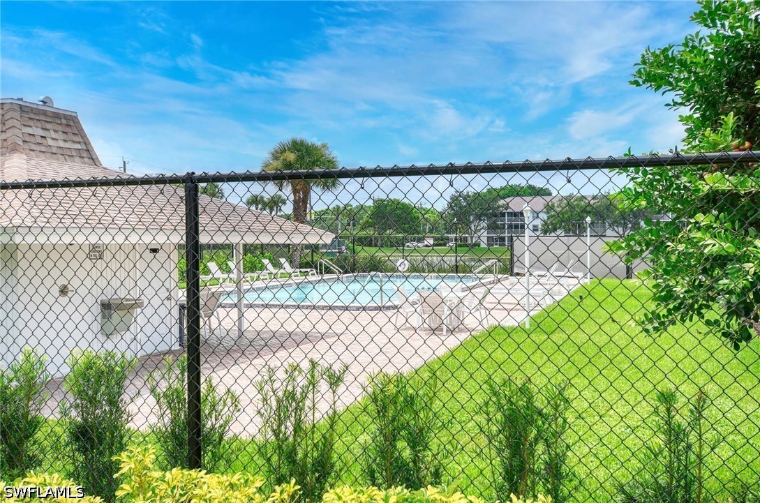 2 Bed Waterfront Home for Sale in Naples, photo 16