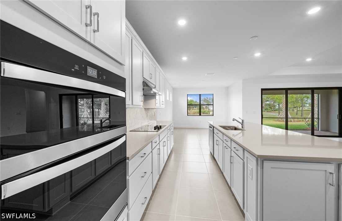 3 Bed Pool Home for Sale in Country Club, photo 16