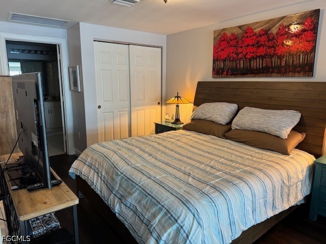 1 Bed Waterfront Home for Sale in Riviera, photo 16