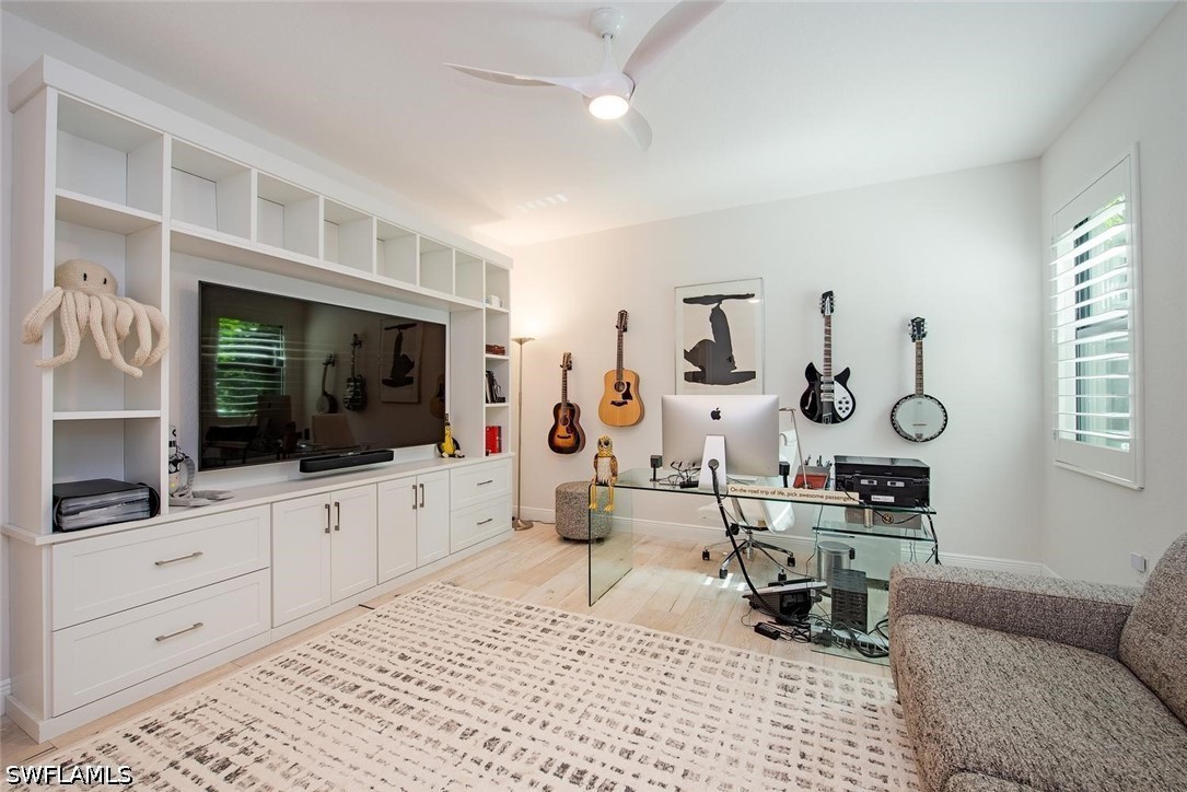 4 Bed Pool Home for Sale in Collier Woods, photo 16