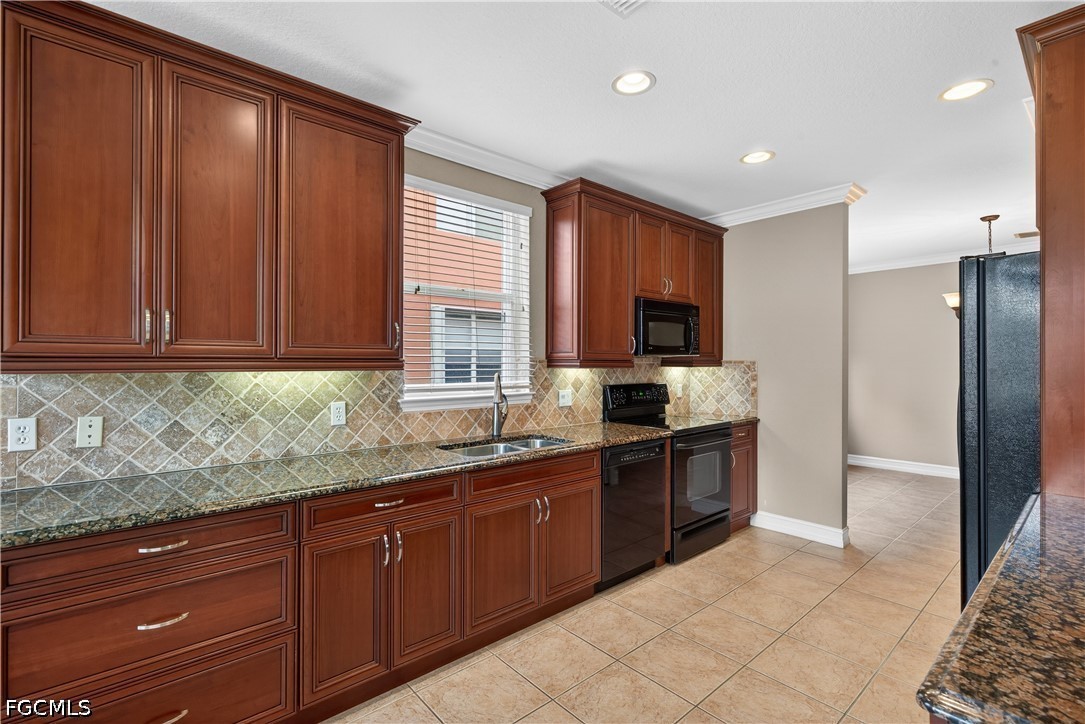 2 Bed Waterfront Home for Sale in Portofino, photo 16