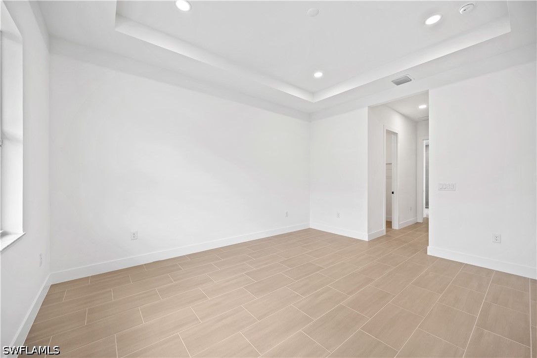 3 Bed Pool Home for Sale in Seven Shores, photo 16