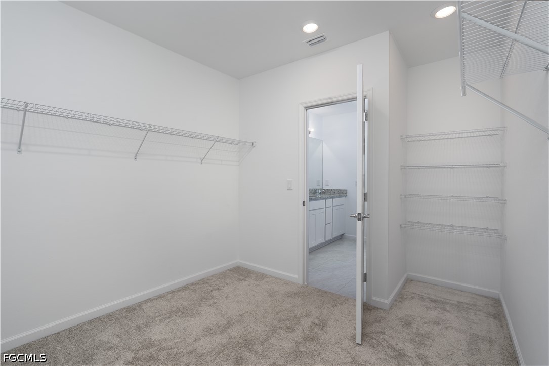 3 Bed SingleFamilyResidence for Sale in Northridge, photo 16