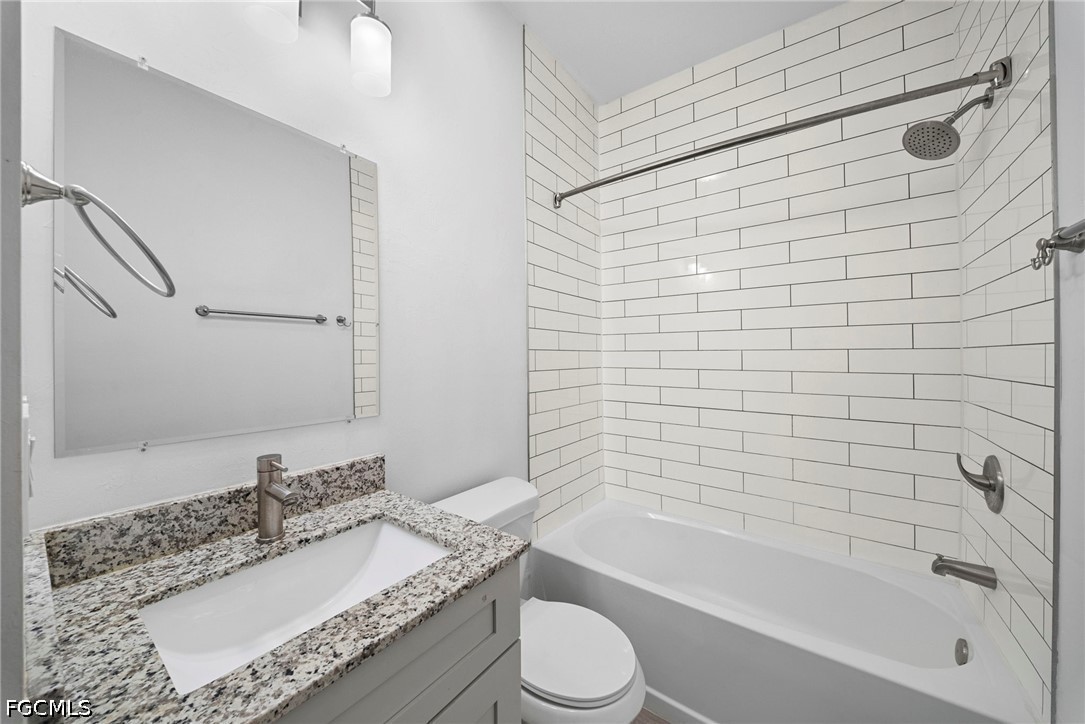 3 Bed Duplex for Sale in Lehigh Estates, photo 16