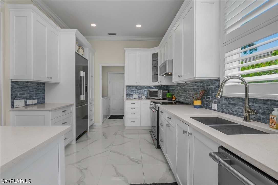 3 Bed Pool Home for Sale in The Links, photo 16