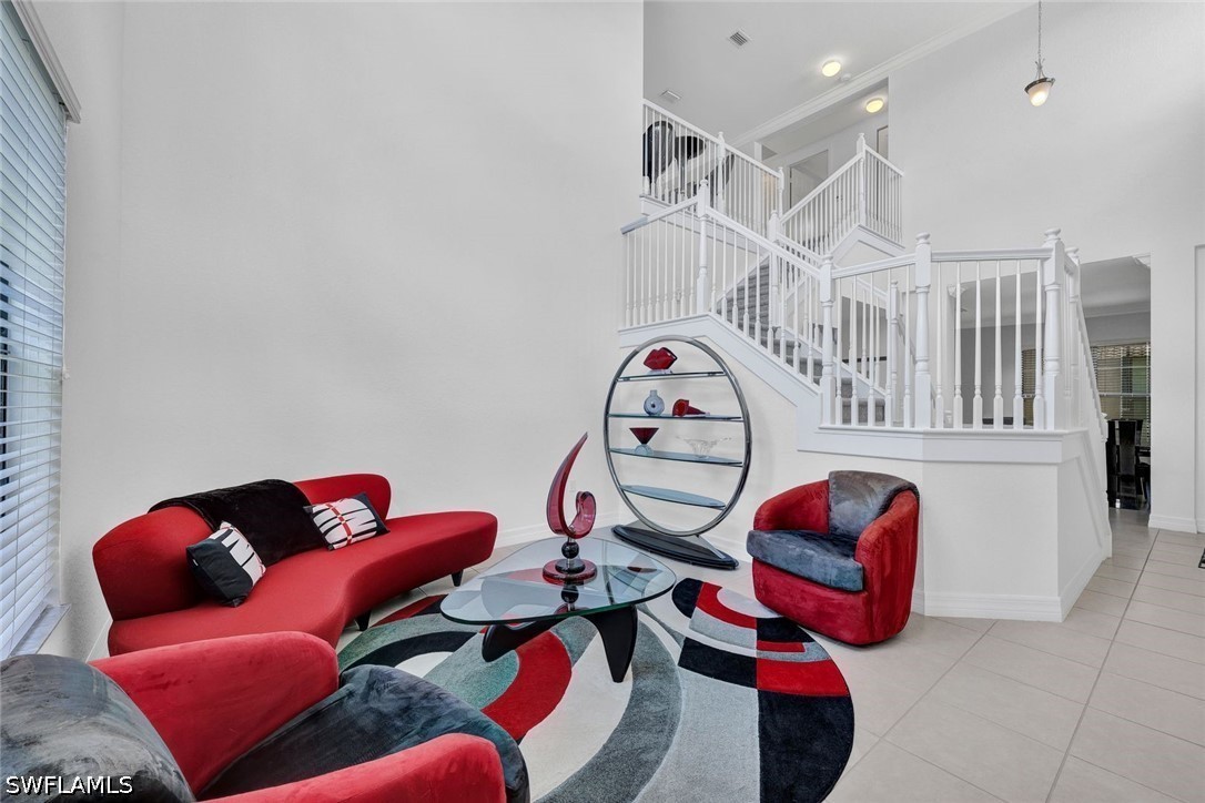 5 Bed Pool Home for Sale in Marbella Isles, photo 16