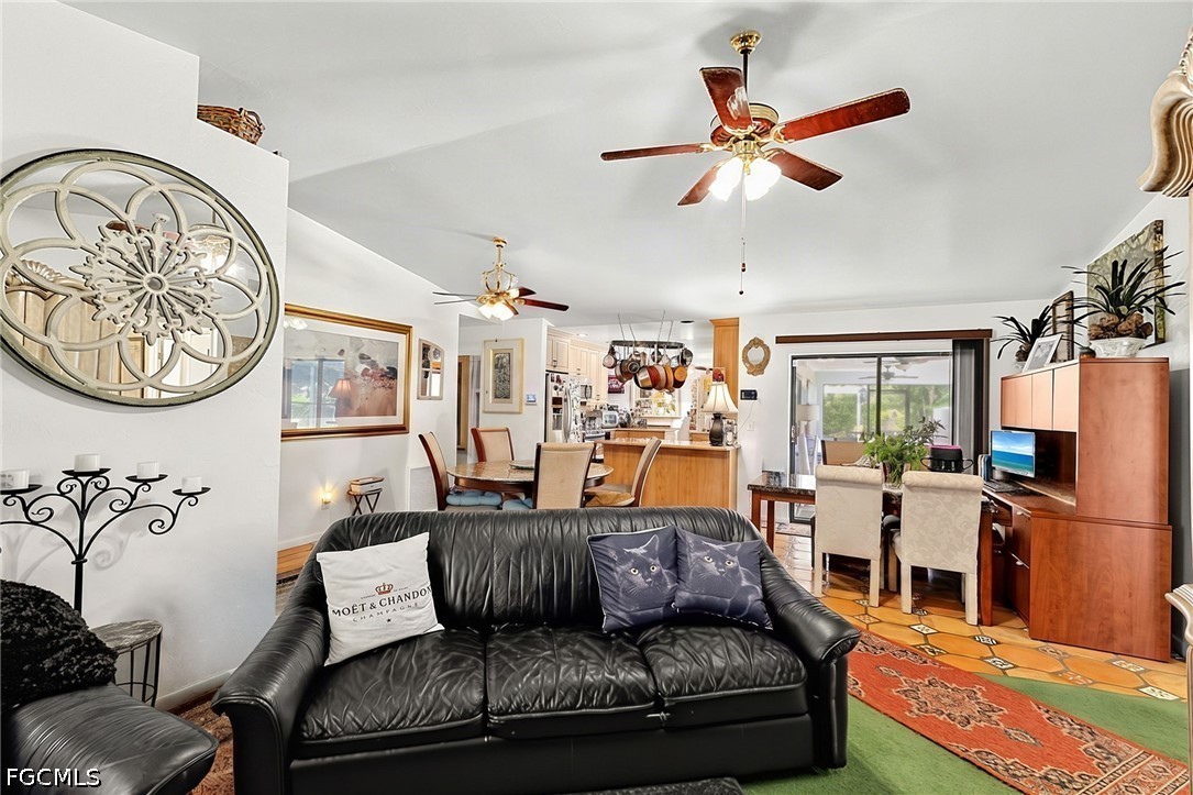 3 Bed Pool Home for Sale in Cape Coral, photo 16