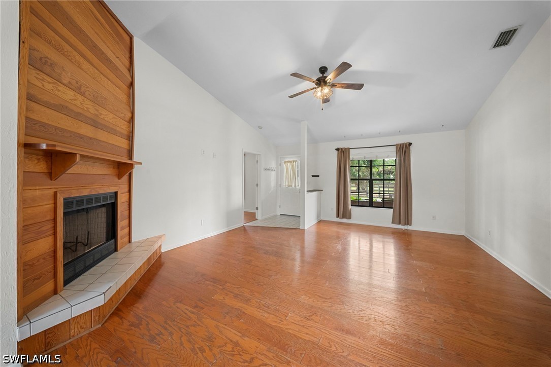 3 Bed SingleFamilyResidence for Sale in Naples, photo 16