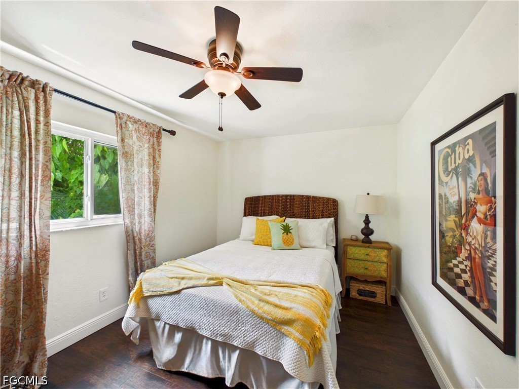 3 Bed Pool Home for Sale in Pinewood Lakes, photo 16
