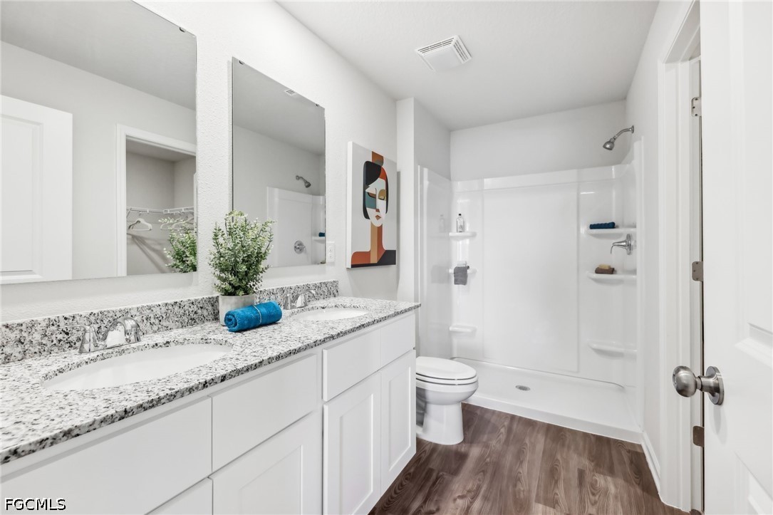 3 Bed SingleFamilyResidence for Sale in Lehigh Acres, photo 16