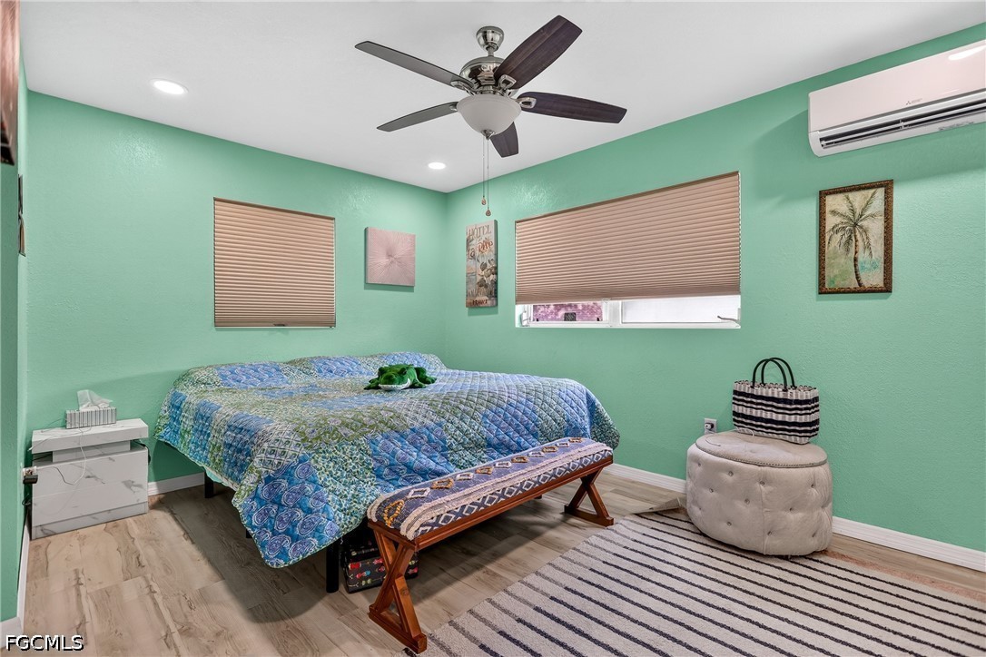 2 Bed SingleFamilyResidence for Sale in Port Charlotte, photo 16