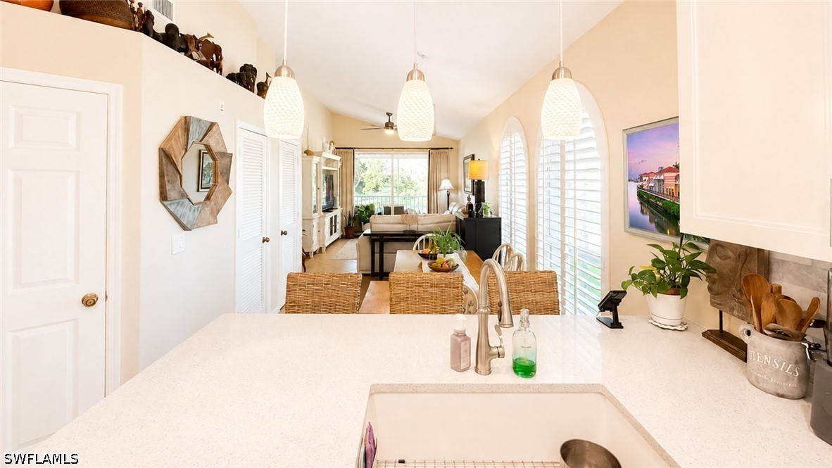 2 Bed Condominium for Sale in Twelve Oaks, photo 16