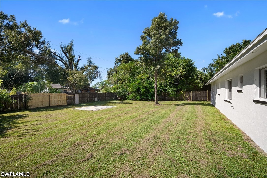 3 Bed SingleFamilyResidence for Sale in Fort Myers, photo 16