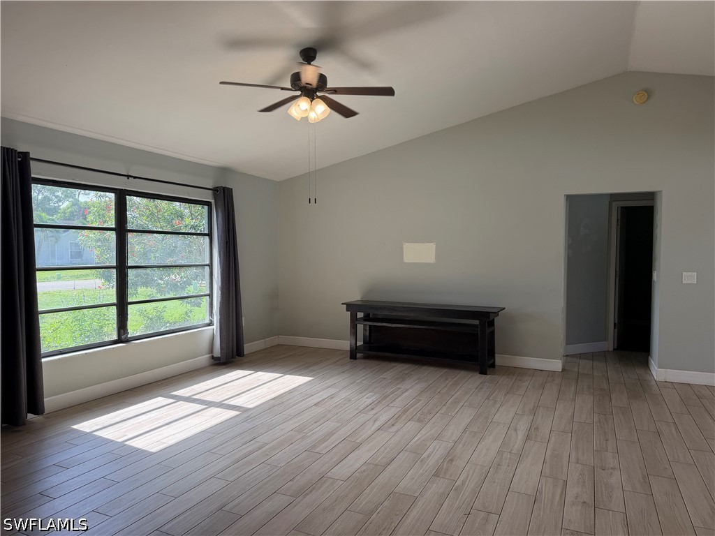 3 Bed SingleFamilyResidence for Sale in San Carlos Park, photo 16