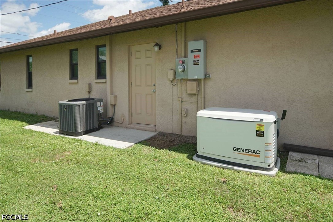 3 Bed SingleFamilyResidence for Sale in Cape Coral, photo 16