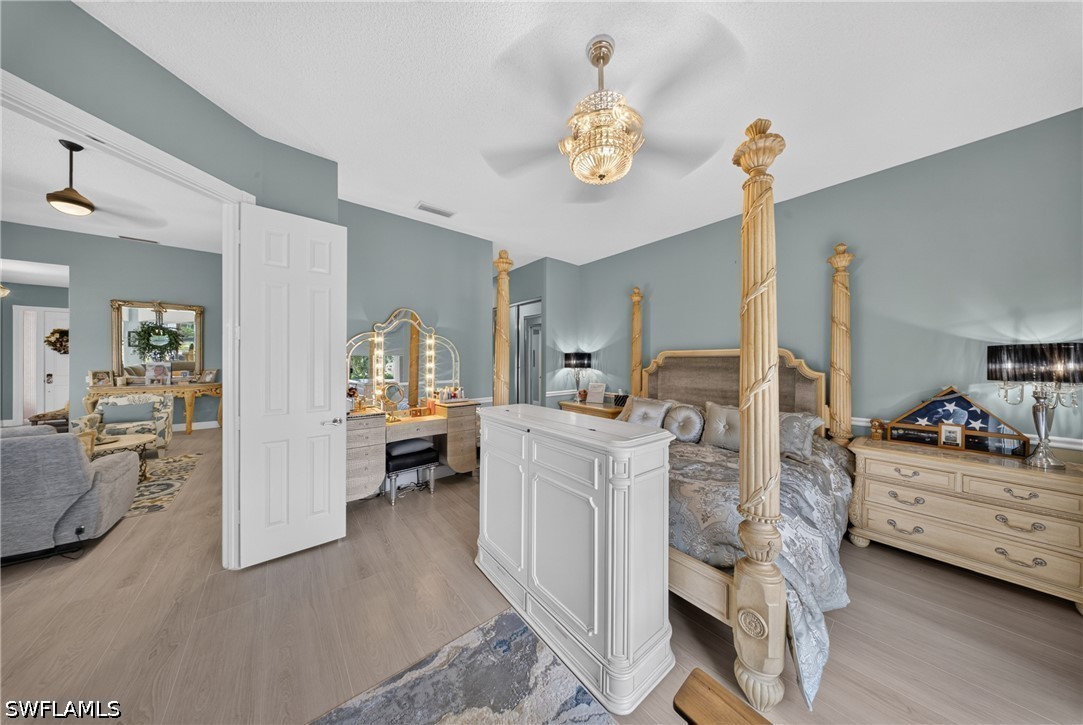 3 Bed Waterfront Home for Sale in Village Walk, photo 16