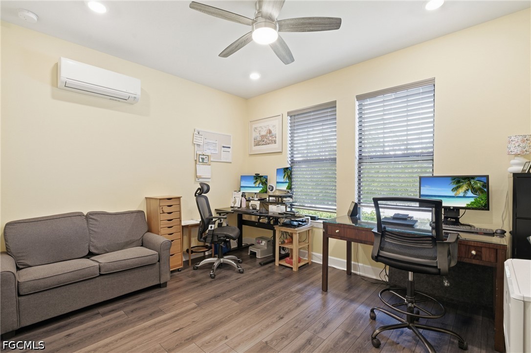 4 Bed Pool Home for Sale in Eagle Reserve, photo 16