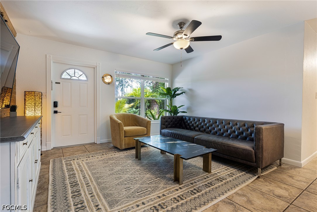 3 Bed SingleFamilyResidence for Sale in San Carlos Park, photo 16