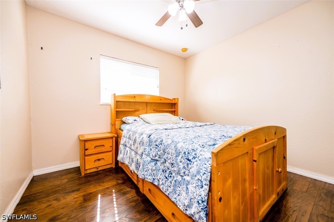 4 Bed SingleFamilyResidence for Sale in Cape Coral, photo 16