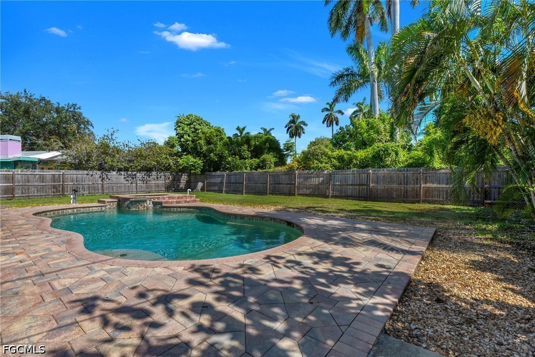 3 Bed Pool Home for Sale in Fort Myers Villas, photo 16