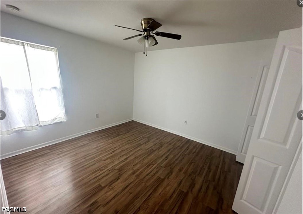 3 Bed SingleFamilyResidence for Sale in Cape Coral, photo 16