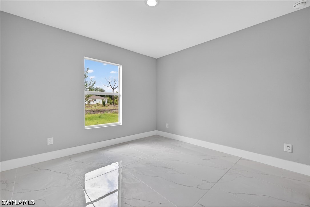 4 Bed Waterfront Home for Sale in Lehigh Acres, photo 16