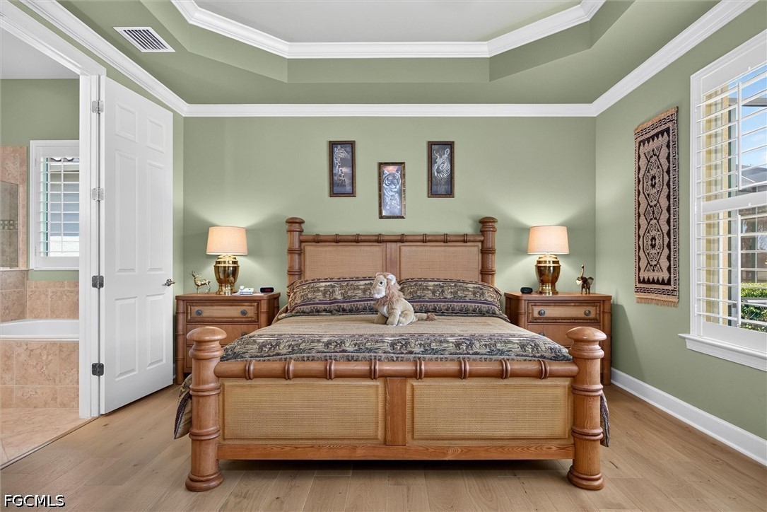 3 Bed Pool Home for Sale in Somerset, photo 16